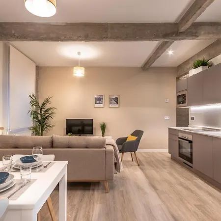 Apartamento Recien Reformado Junto A Metro San Mames *