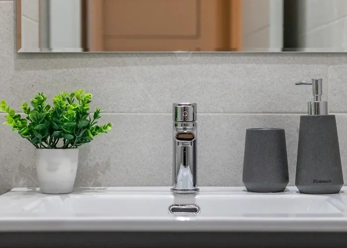 Recien Reformado Junto A Metro San Mames * Бильбао