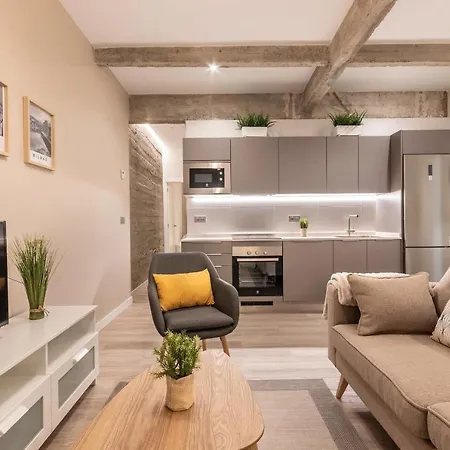 Recien Reformado Junto A Metro San Mames * Bilbao