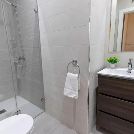 Recien Reformado Junto A Metro San Mames Apartment