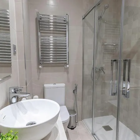 Recien Reformado Junto A Metro San Mames Bilbao